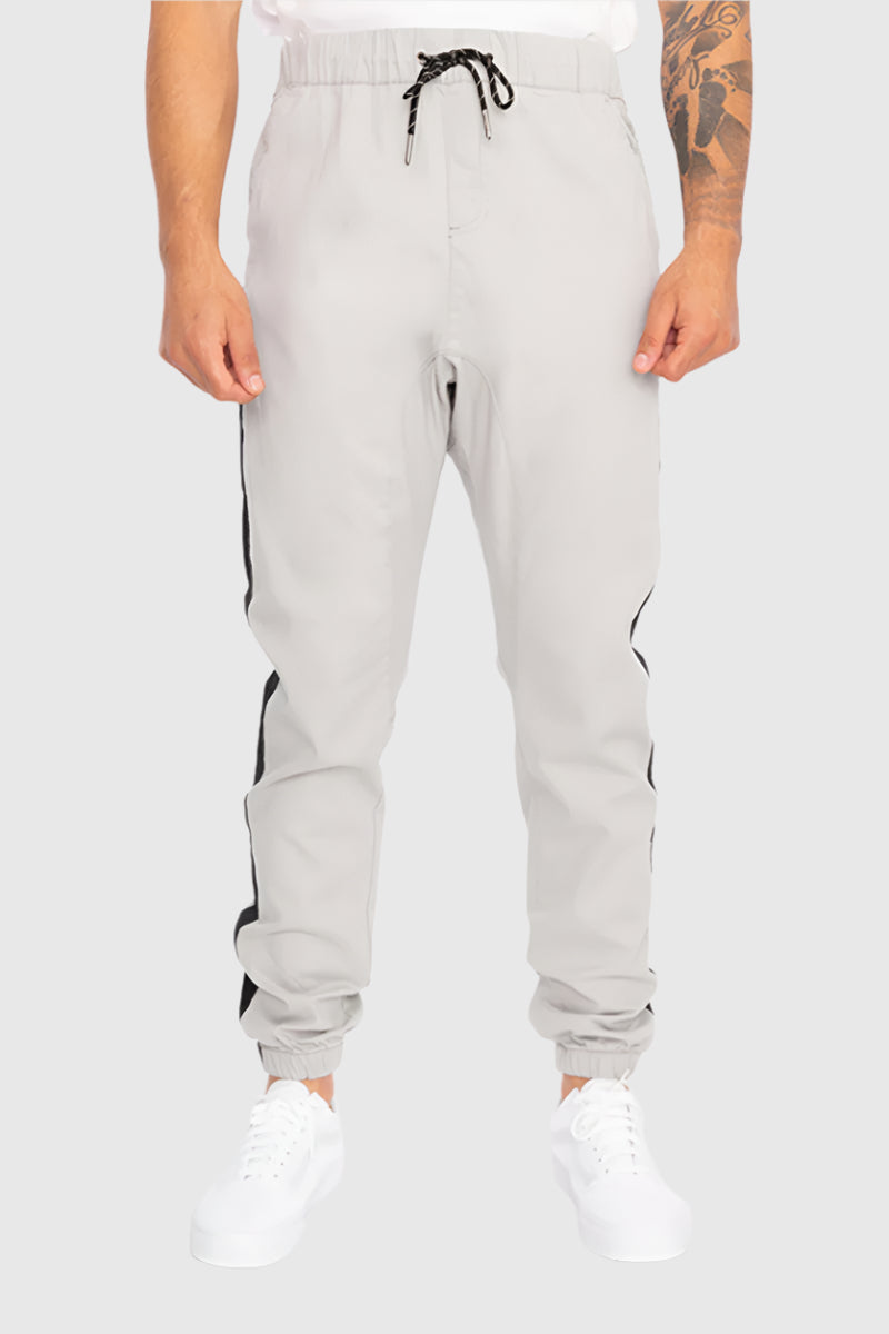 Mens Elan twill joggers in Light Gray Black