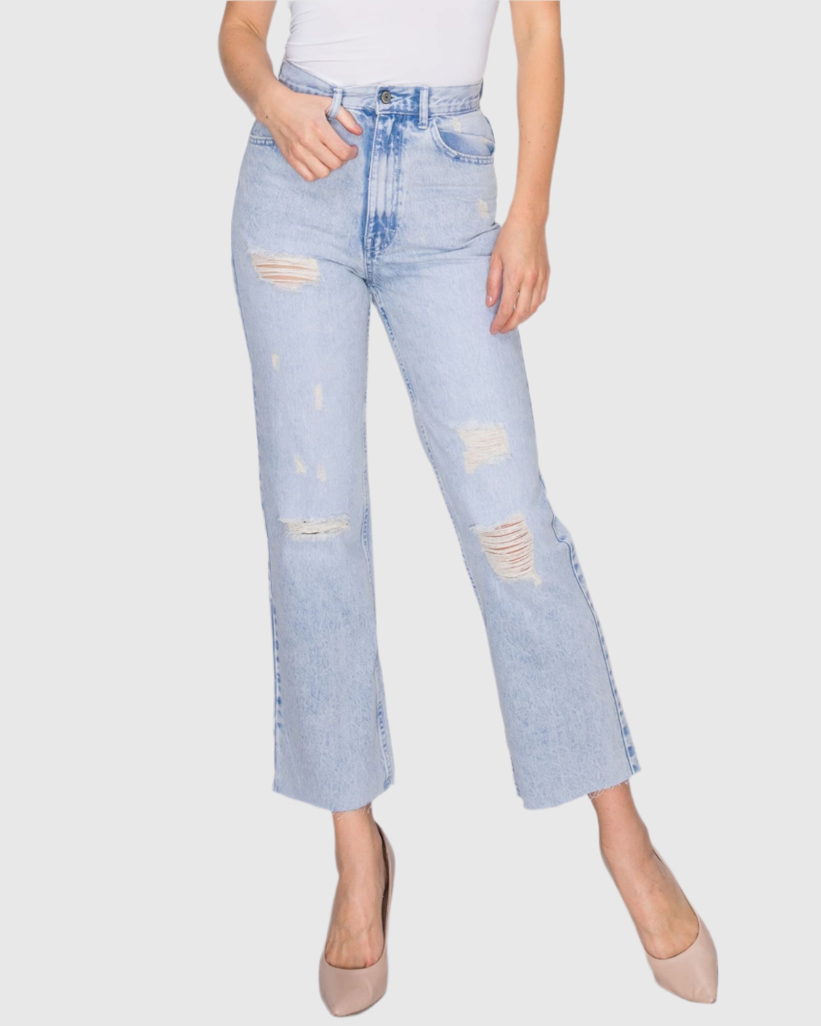 Women Maria mom straight with rips jeans in Sea Shell