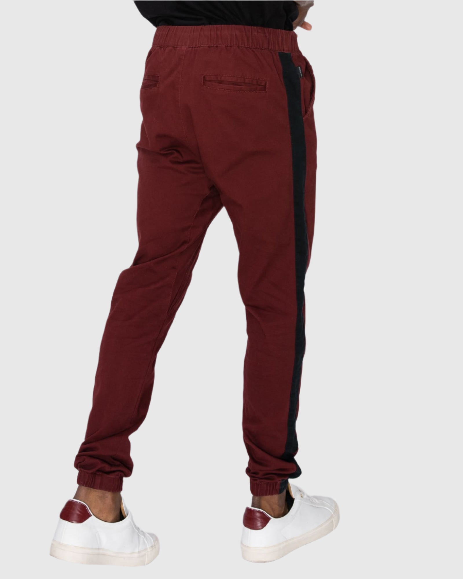 Mens Elan twill joggers in Burgundy back pockets