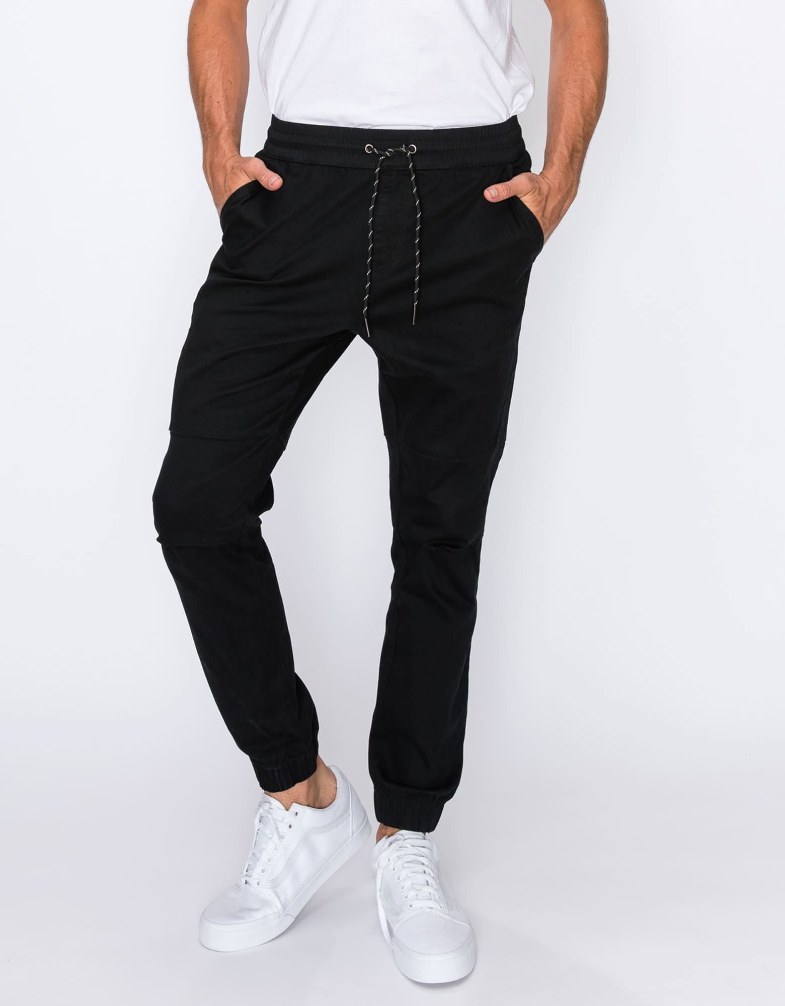 Mens drawstring twill teamwork heat seal joggers in Black