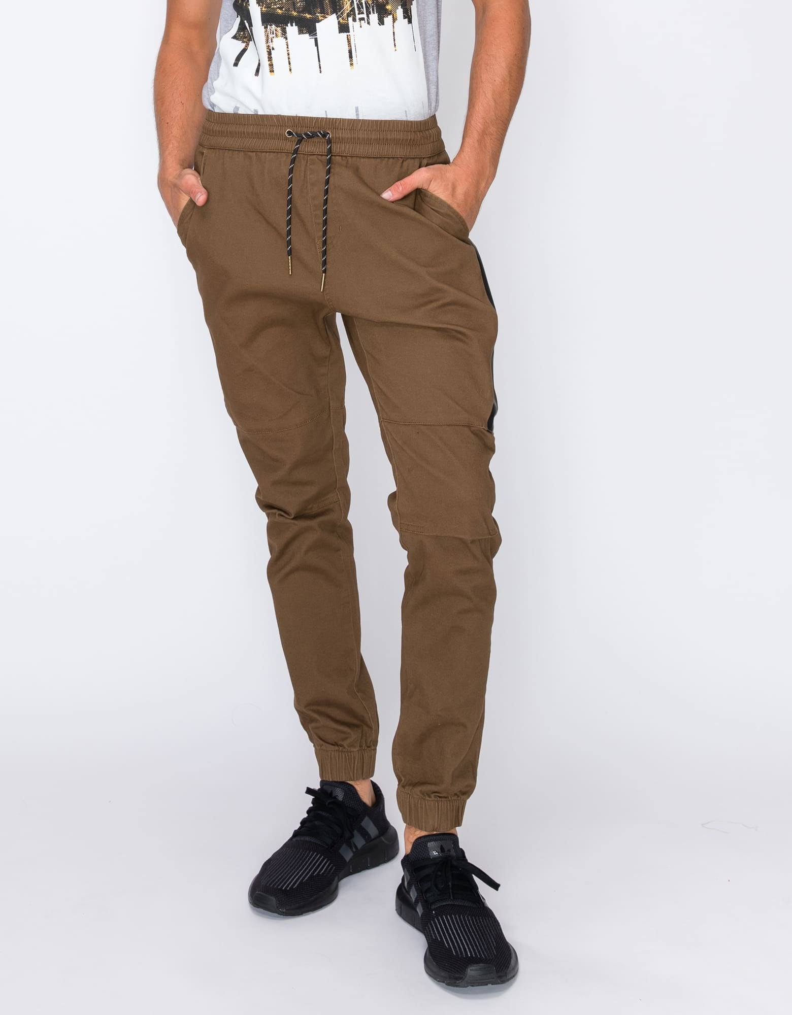 Mens drawstring twill teamwork heat seal joggers in Light Brown