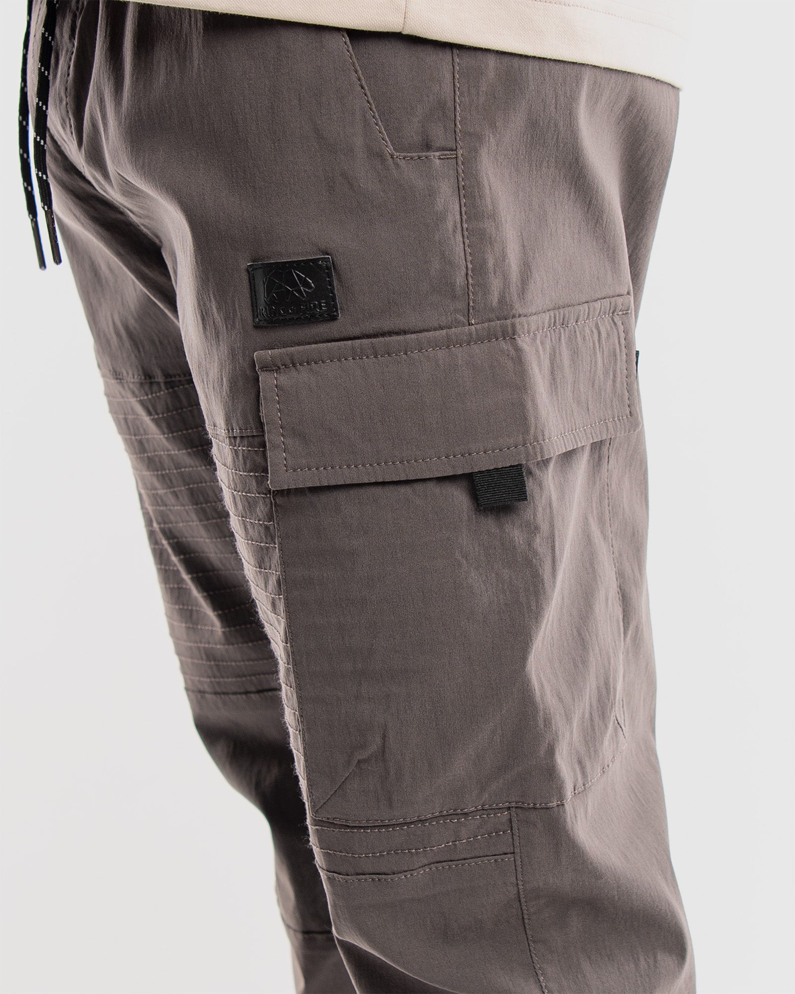 Men's Cargo Pants: Rugged Twill Stretch Fabric | Ring Of