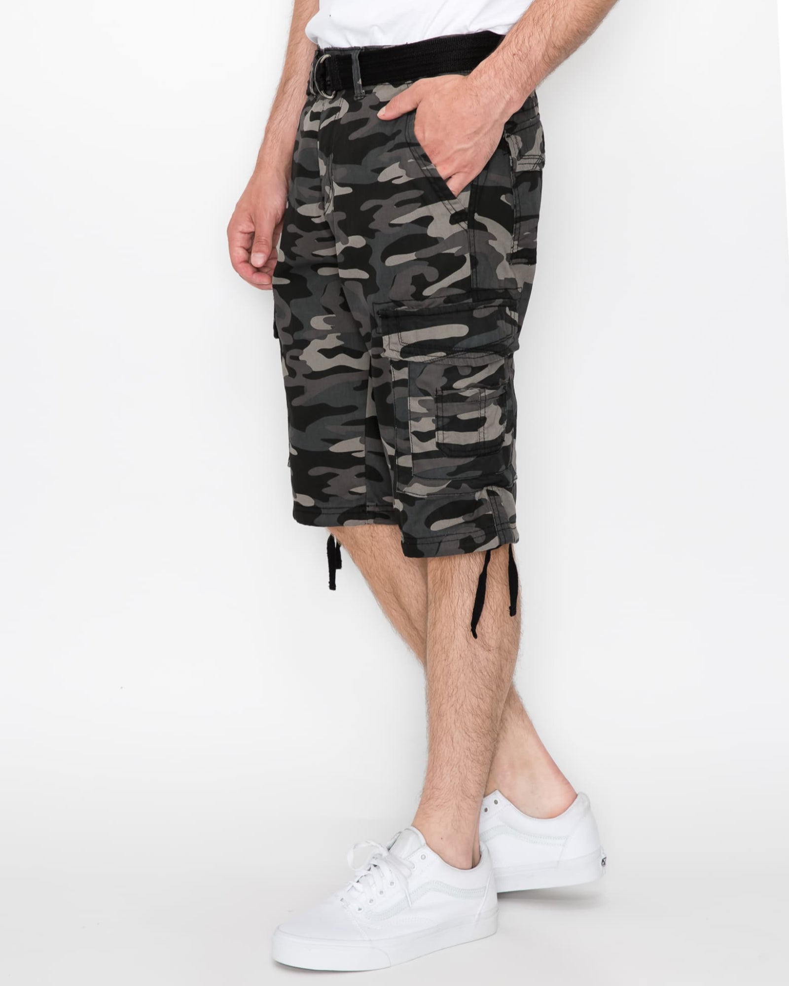 Men’s Delano V2 Twill Cargo Shorts side view
