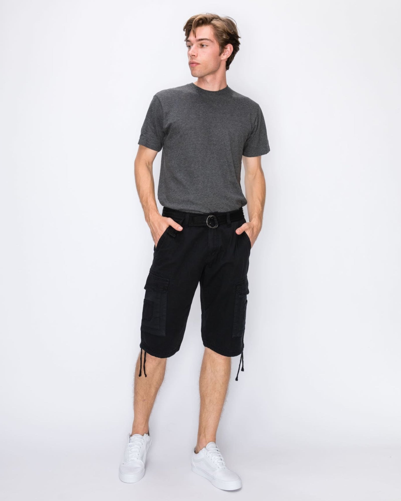 Men’s Delano V2 Twill Cargo Shorts detail view